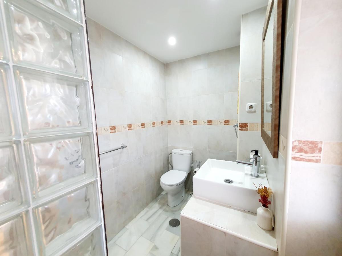 Cozy Apartment On The Beach Sitio de Calahonda Exterior photo